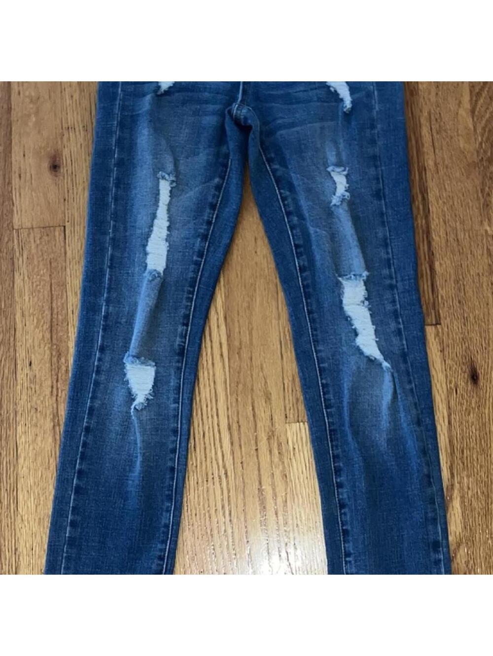 Aeropostale Women's Blue and Navy Jeans
